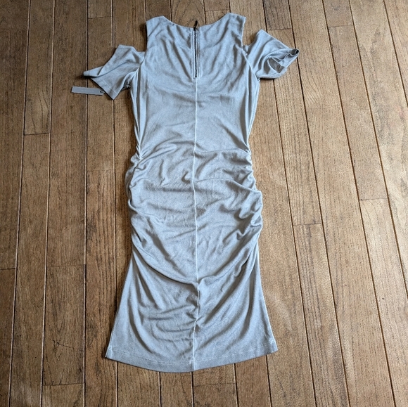 NWT Women's Tart Collection Elegant Gray Open Shoulder Women's Dress Size Small - Picture 6 of 6